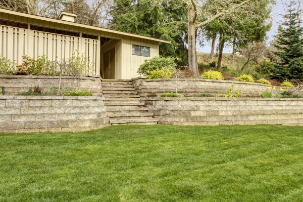 Retaining Wall Construction in Lake Mary